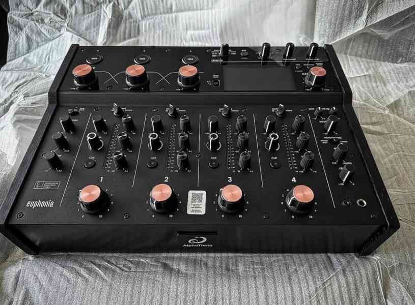 Nový DJ SET 2x AlphaTheta CDJ-3000X + 1x AlphaTheta Euphonia - foto 4