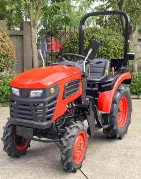 Traktor CRONA CR254, 25 koní, malotraktor 4x4 - foto 6