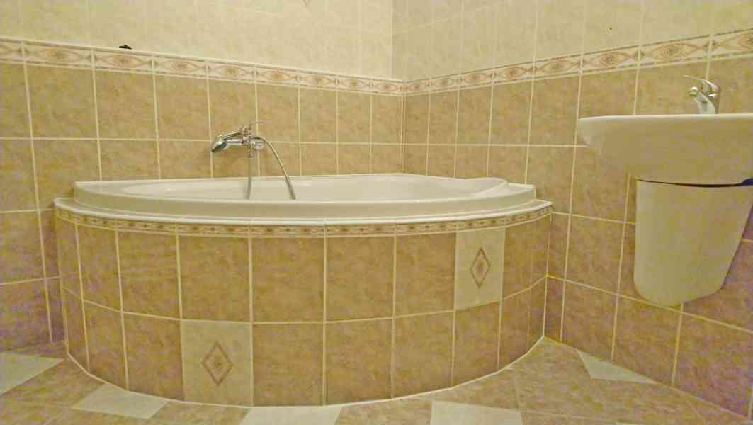 Pronájem 2+kk, 56m2 (balk.+sklep) (Rochlice, ul.Pastelová) - foto 2