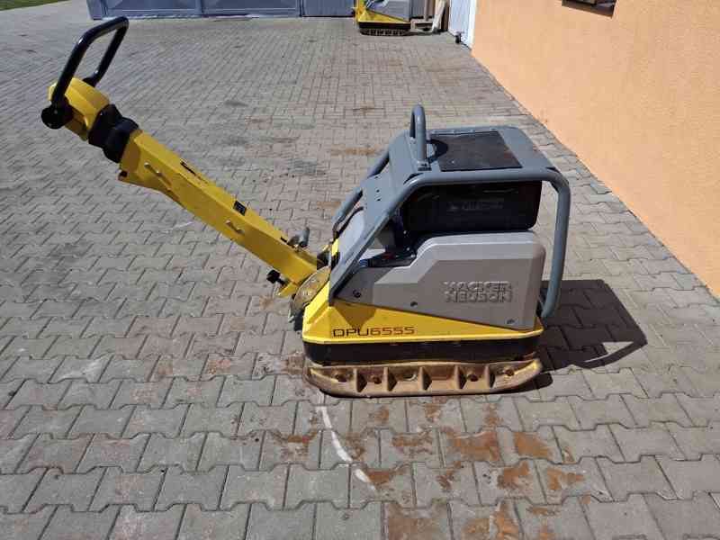 Vibrační deska Wacker Neuson DPU 6555, 490 kg, 65 kN, r. 22 - foto 5