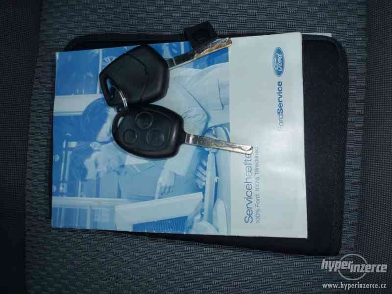 Ford C-MAX 1.6 TDCi 80kW, navigace - foto 20