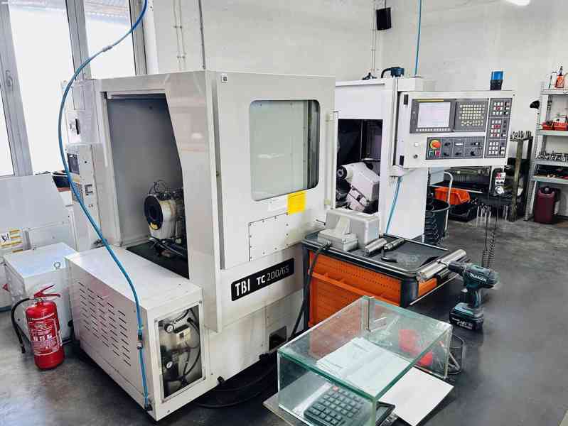 CNC soustružnické centrum TBI TC 200-65 MC - foto 2