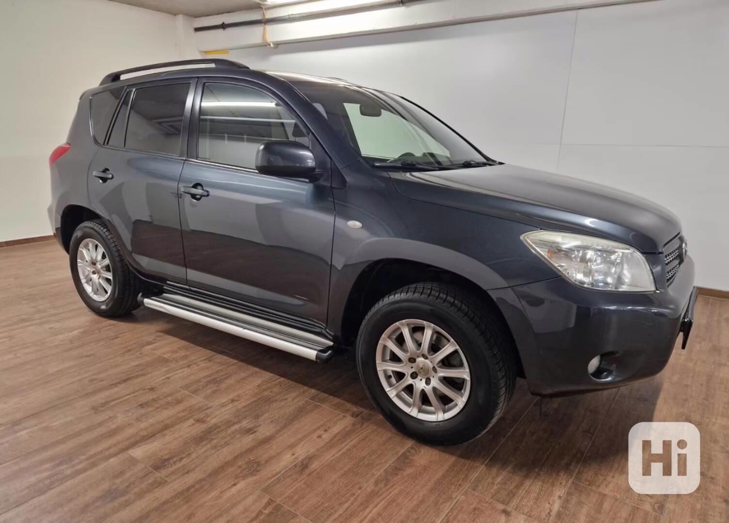 Toyota RAV 4 2.0i 4x4 Sol benzín 112kw - foto 1