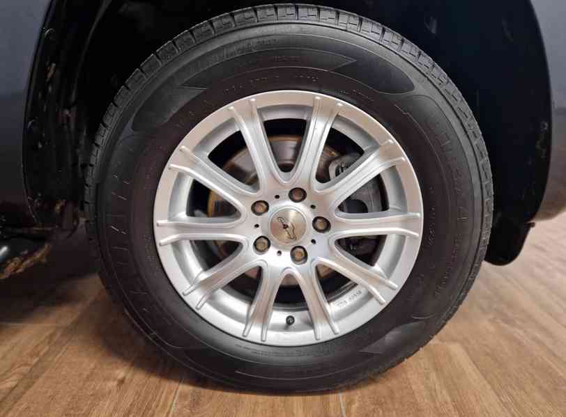 Toyota RAV 4 2.0i 4x4 Sol benzín 112kw - foto 9