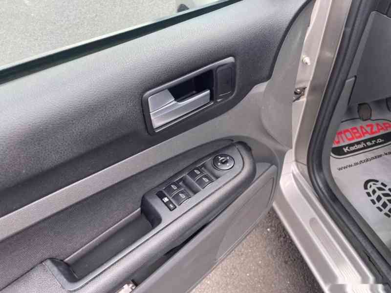 Ford Focus, 2,0 107kW, KABRIO - foto 12