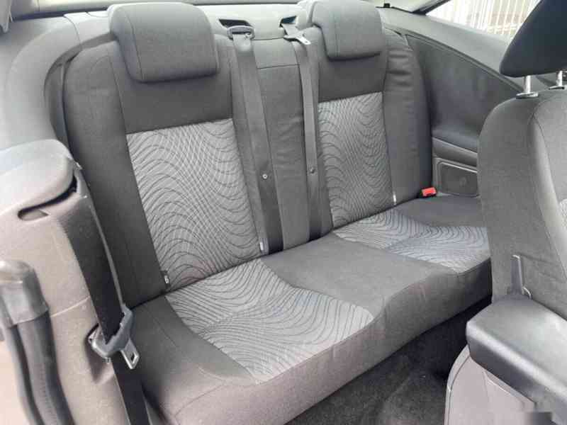 Ford Focus, 2,0 107kW, KABRIO - foto 20