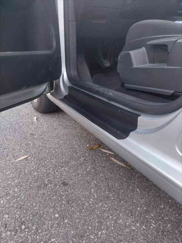 Volkswagen Golf 1,6   TDI, 2010 - foto 3