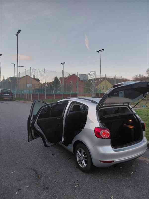 Volkswagen Golf 1,6   TDI, 2010 - foto 10