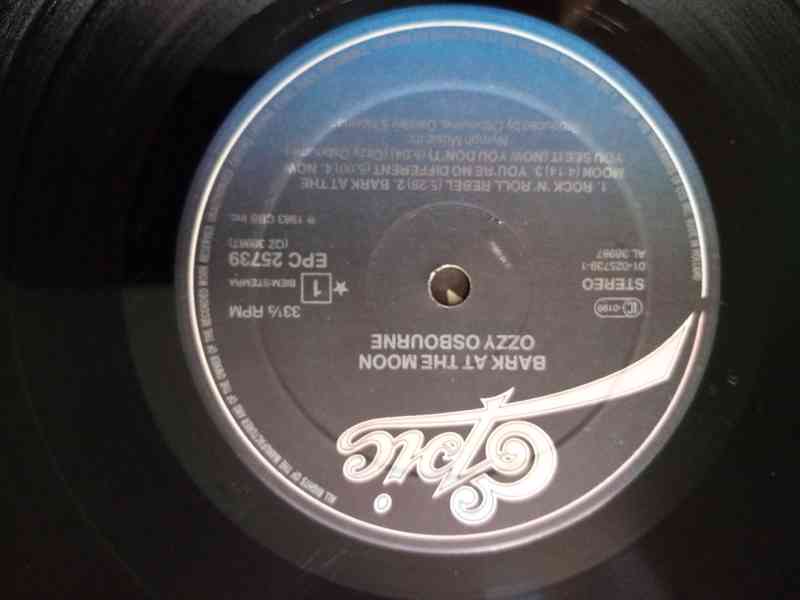 OZZY OSBOURNE - BARK AT THE MOON. - foto 4
