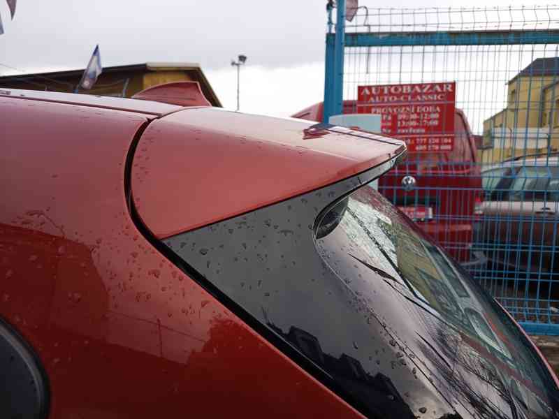 BMW 218i Active Touter ČR 78tkm  - foto 12