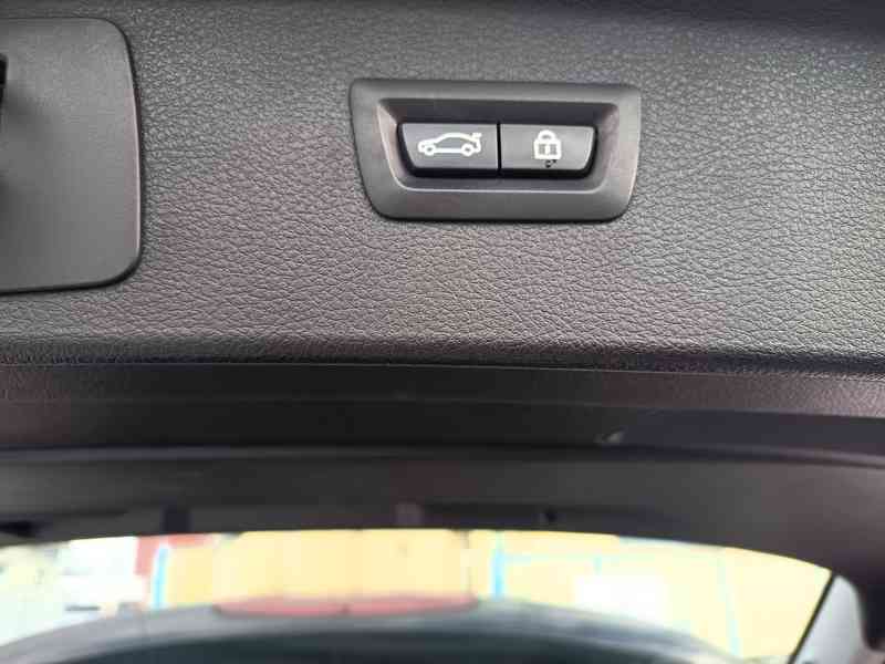 BMW 218i Active Touter ČR 78tkm  - foto 24