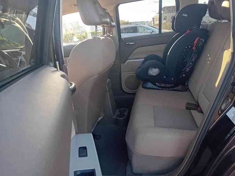 Jeep Patriot 2.0 CRD 4x4 Limited, 2008 - foto 11