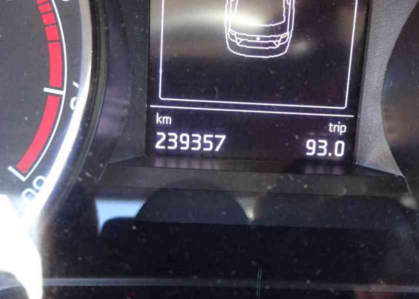 Škoda Rapid, 1.0 TSI (81 KW) r.v.2017 6 Rychlostí - foto 7