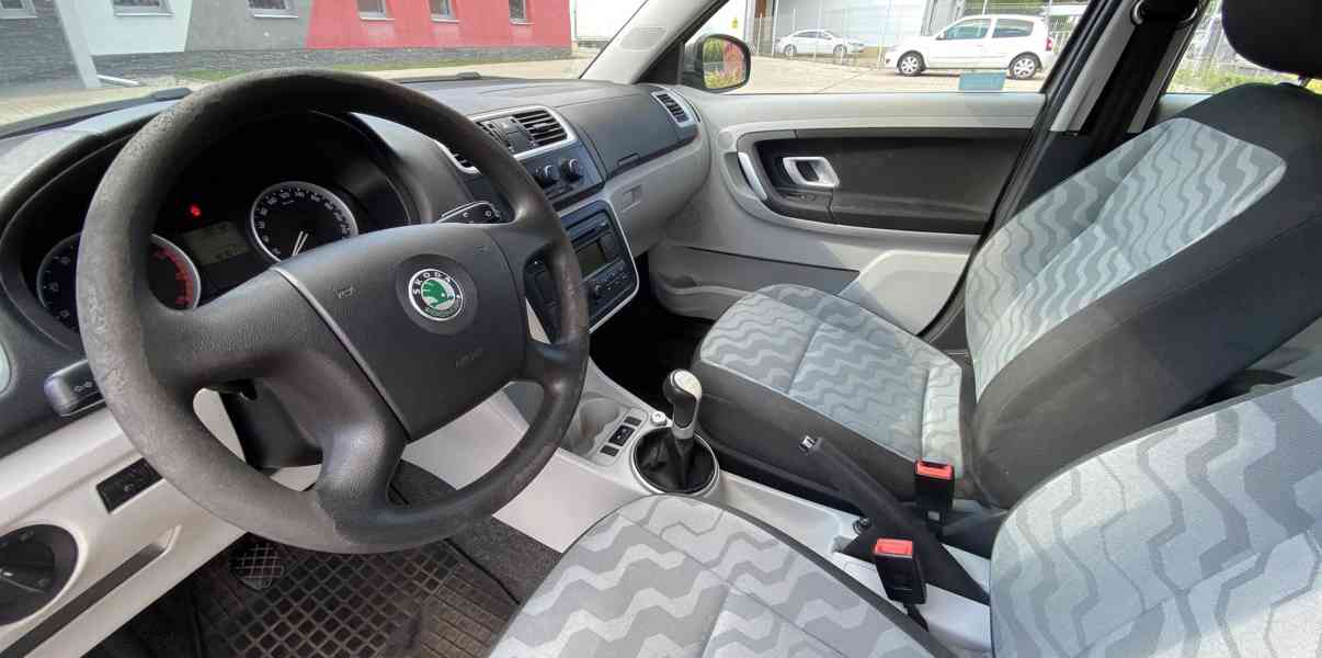 Škoda Fabia 1,2 HTP - foto 16