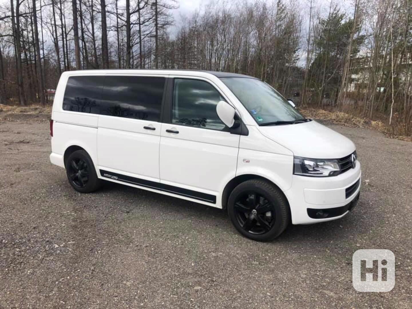 Pronájem VW Multivan - dodávka/minibus - foto 1