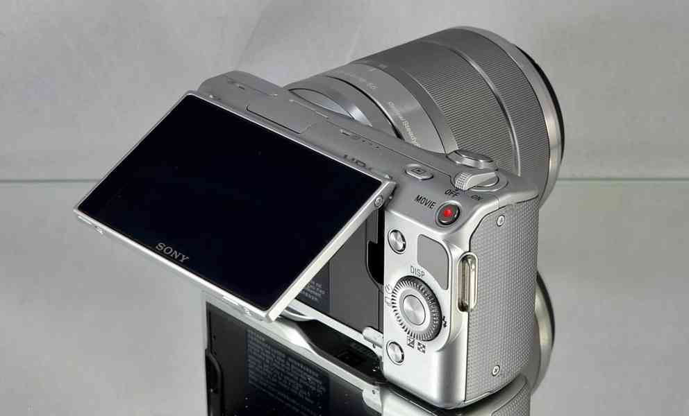Sony NEX-5 + 18-55 mm *14MP*Full HDV* 87000 Exp. - foto 7