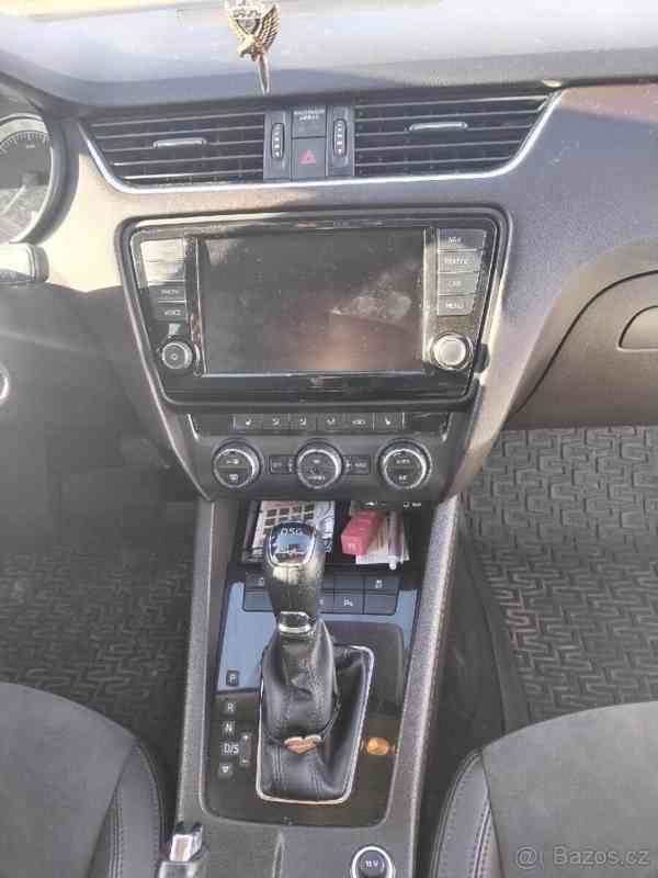 Škoda Octavia 2,0   3 4x4 tdi dsg L&K - foto 25