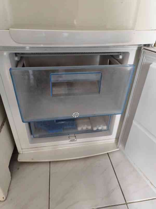 Chladnička s mrazákem - foto 3