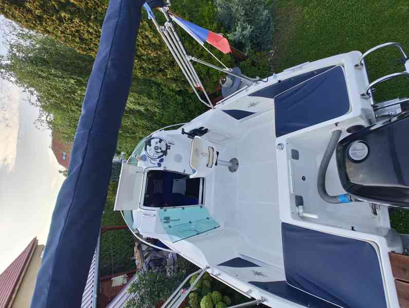 Kajutová loď CRUISER 525 - foto 12