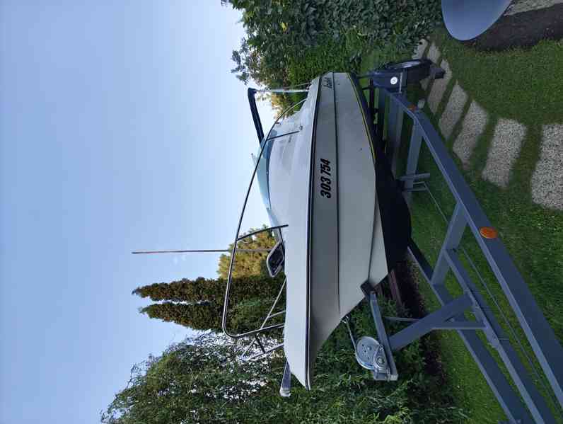 Kajutová loď CRUISER 525 - foto 4