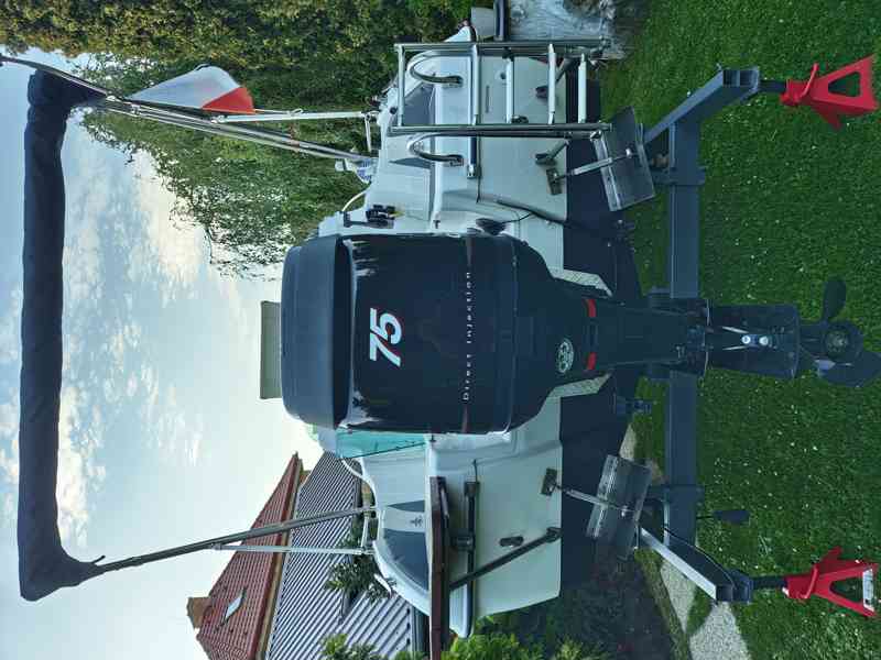 Kajutová loď CRUISER 525 - foto 9
