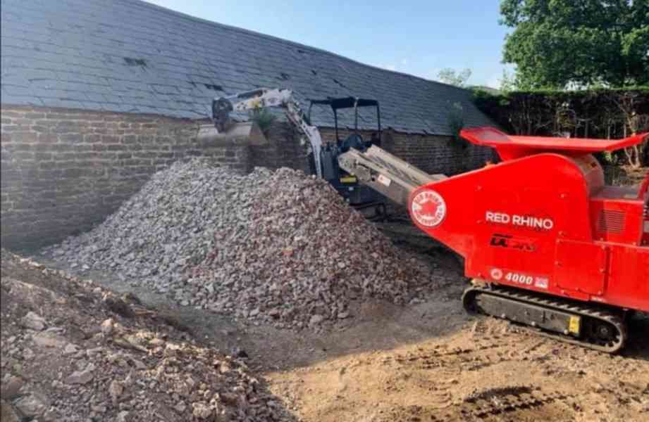 Drvič stavebného odpadu RED RHINO 4000 - foto 3