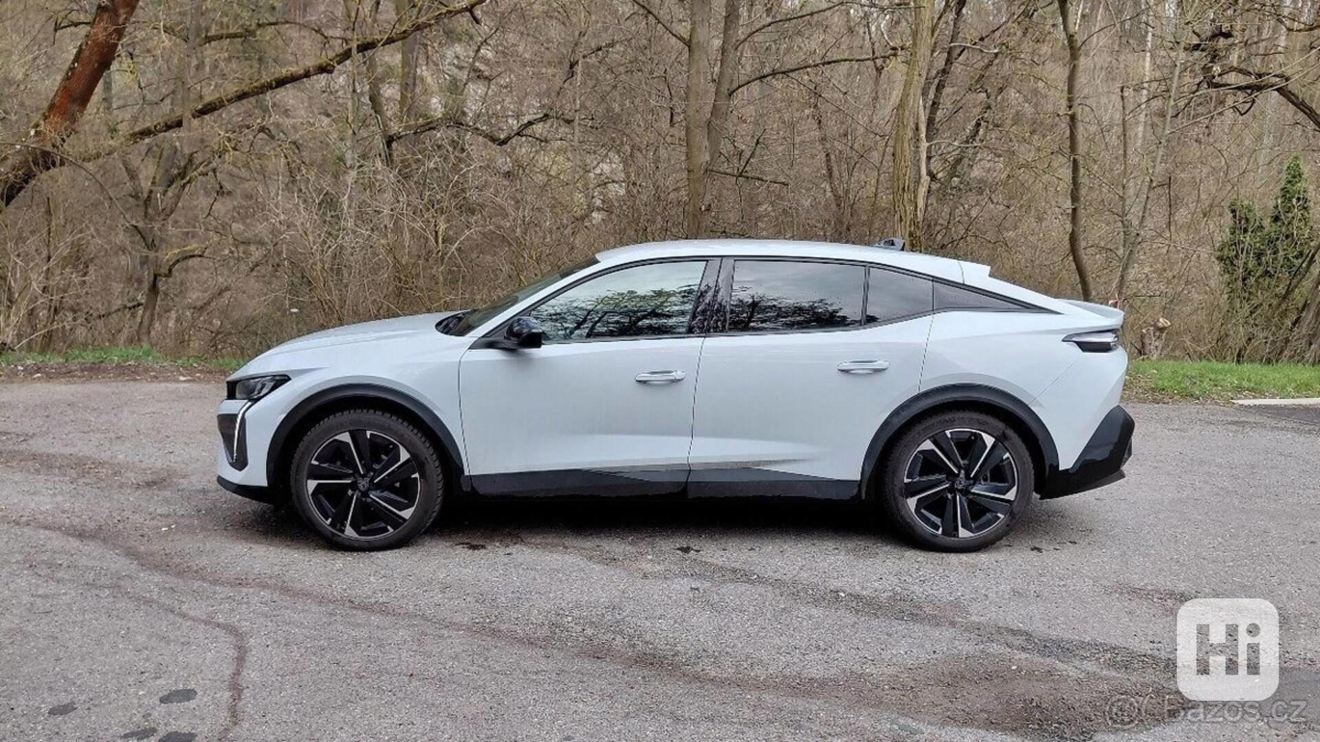 Peugeot 408 1,2   PureTech EAT8, 31 000 km - foto 1