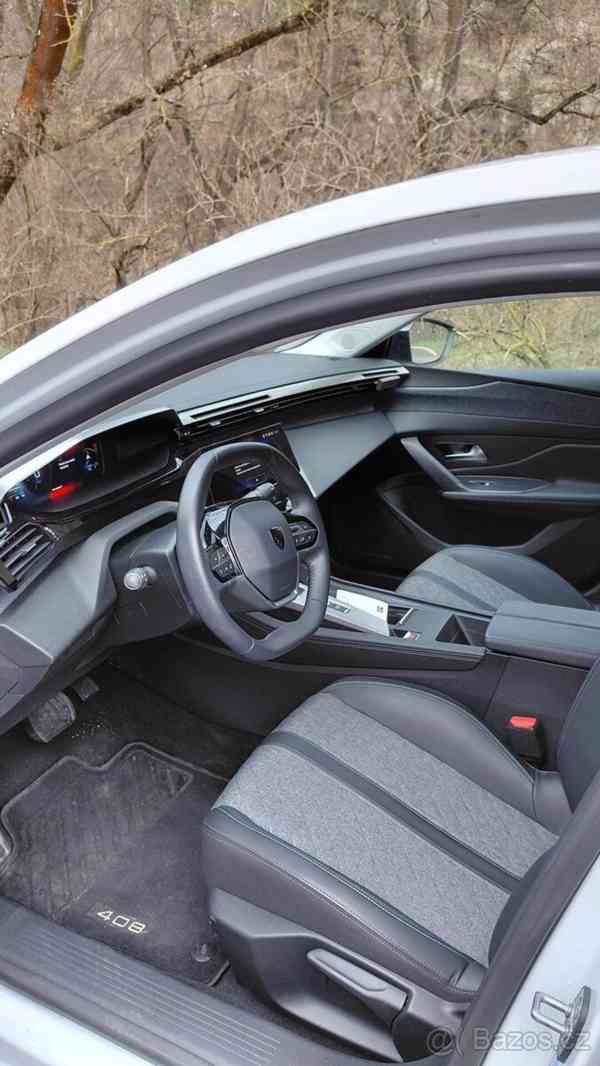 Peugeot 408 1,2   PureTech EAT8, 31 000 km - foto 7