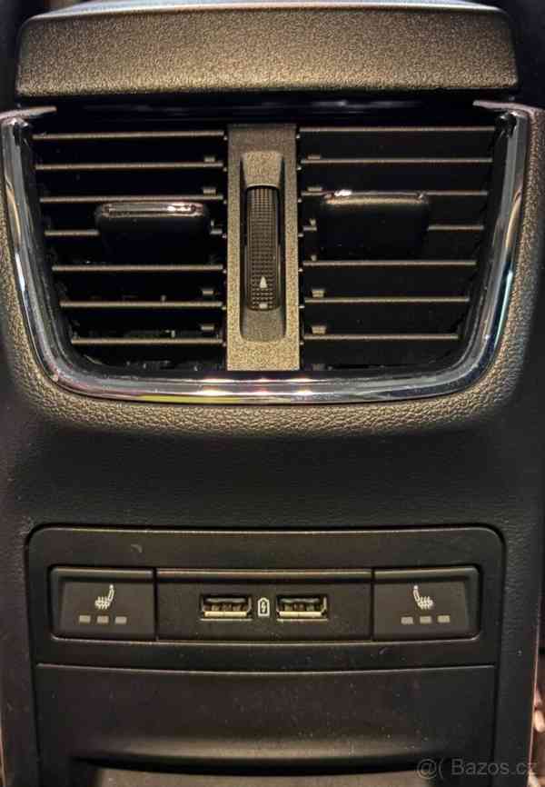 Škoda Octavia 1,5   3 FL combi TSi 110kW DSG 7st - foto 7