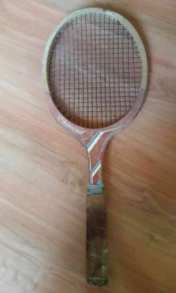 Staré tenisové rakety - Artis Champion,HIT,Darling a Roland - foto 6