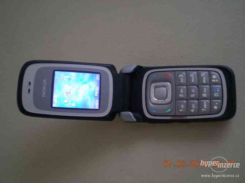 Nokia 6085 z r.2006 - telefony véčkové konstrukce od 150,- - foto 3