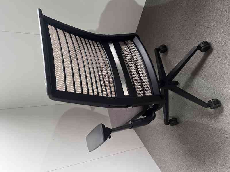 Prodám židli Steelcase Think. Super stav!! - foto 3