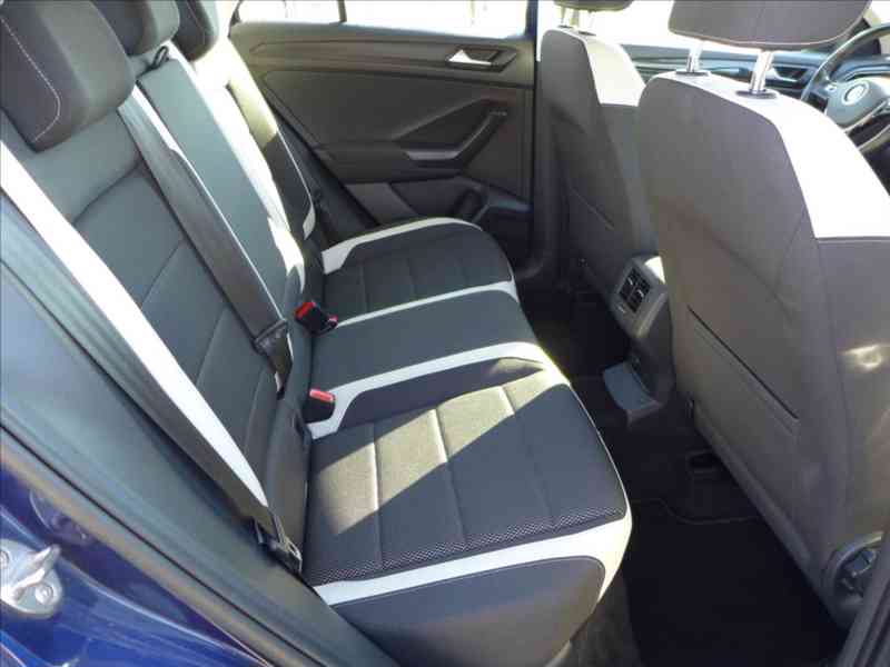 Volkswagen T-Roc 2,0 TDI 110KW 4x4 VIRTUAL LED - foto 17
