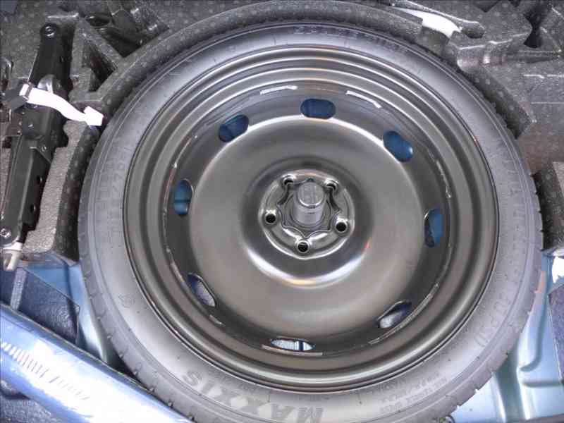 Volkswagen T-Roc 2,0 TDI 110KW 4x4 VIRTUAL LED - foto 16