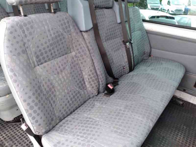 FORD TRANSIT TOURNEO 2.2 TDCI 9 MÍST L3H3 115T 300 - foto 15
