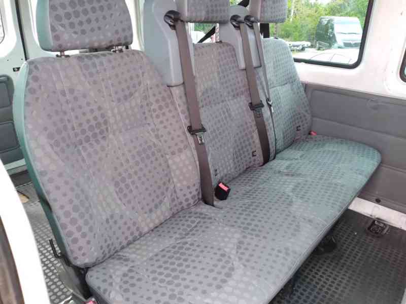 FORD TRANSIT TOURNEO 2.2 TDCI 9 MÍST L3H3 115T 300 - foto 16