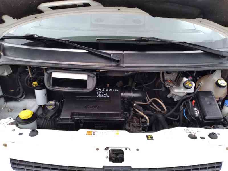 FORD TRANSIT TOURNEO 2.2 TDCI 9 MÍST L3H3 115T 300 - foto 35