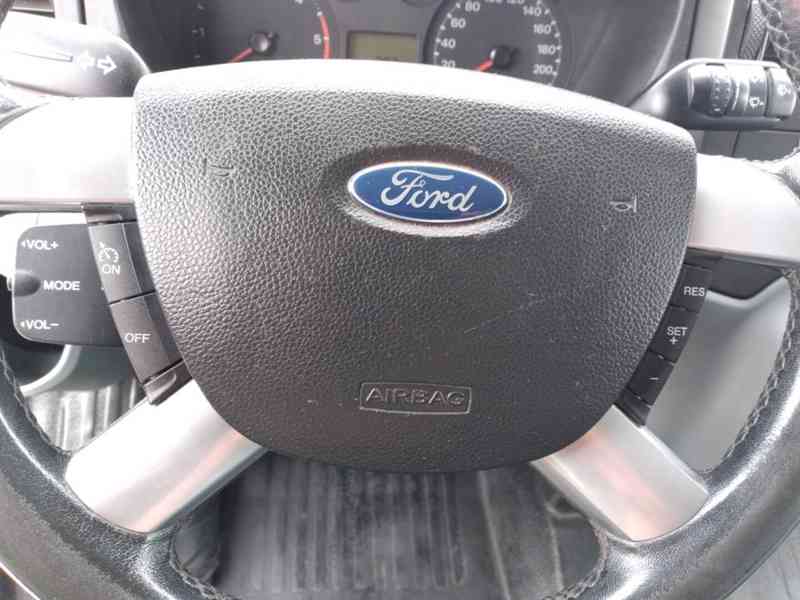 FORD TRANSIT TOURNEO 2.2 TDCI 9 MÍST L3H3 115T 300 - foto 23