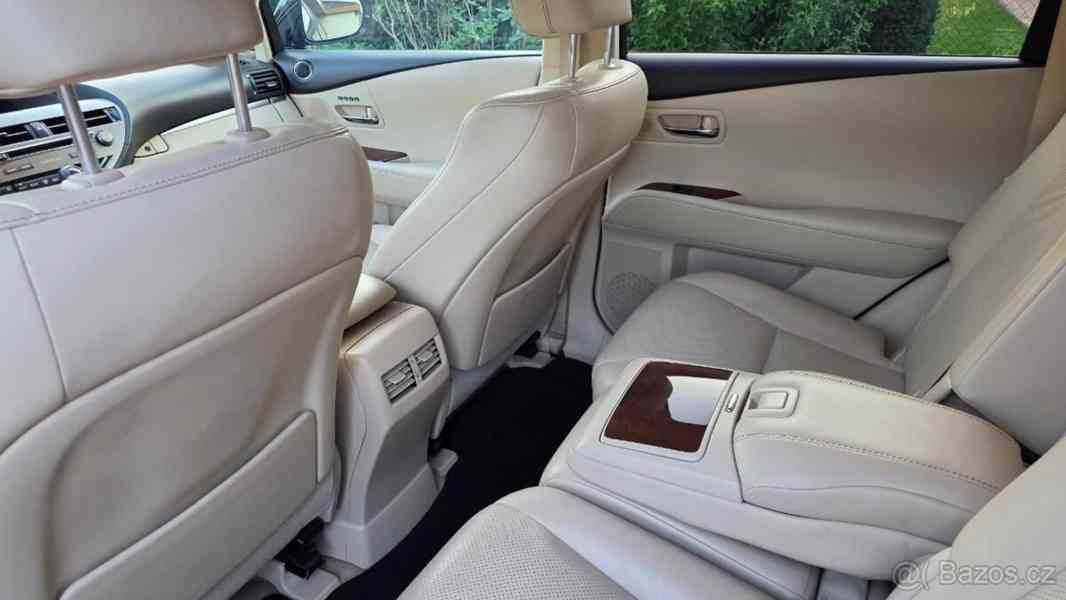 Lexus RX 450h Luxury 4x4, 2013, nebouraný - foto 3