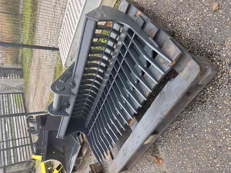 Prostorová lopata, hrábě 120 cm 2,6–3,5 t — Lehnhoff MS03 —  - foto 2