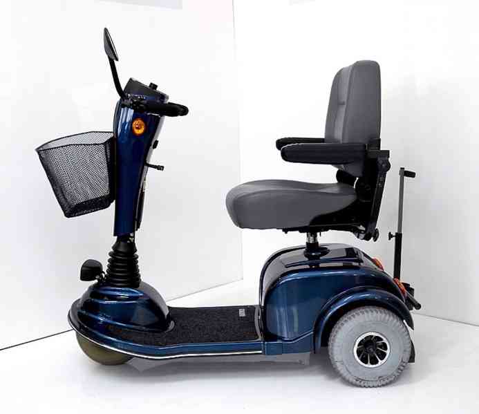 Repasovaný invalidní tříkolový skútr Sterling Swift - foto 1