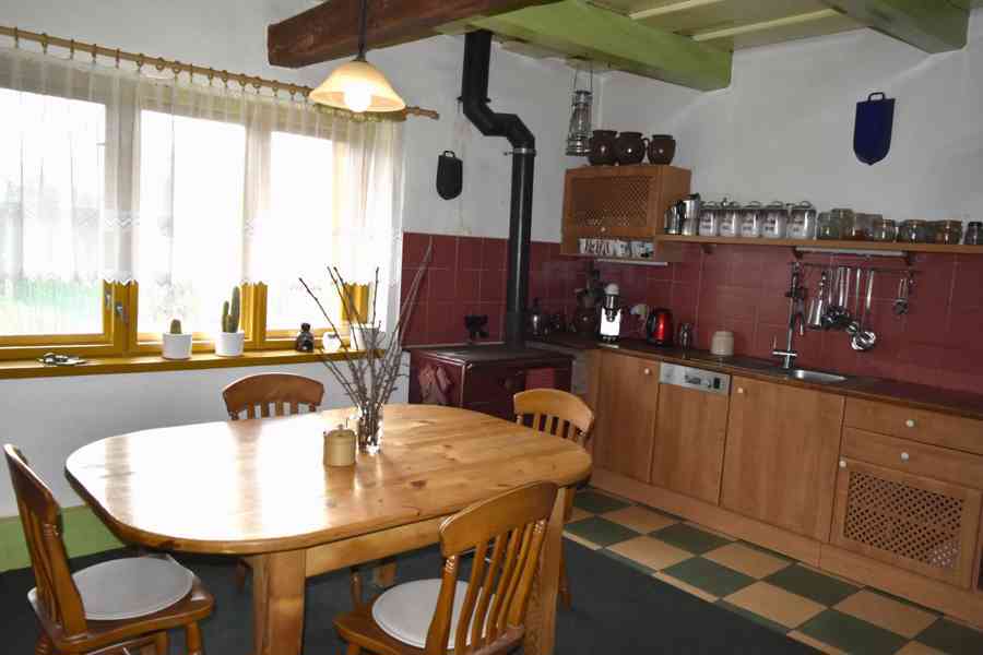 Vernéřovice - prodej domu 7+kk s pozemkem 2731 m2 - foto 5