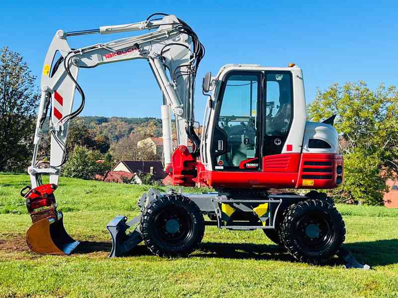 Kolové rypadlo Takeuchi TB295W (Možnost leasingu) - foto 2