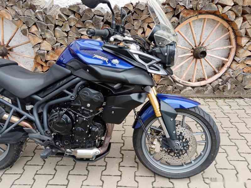 TRIUMPH TIGER 800 XR - foto 4