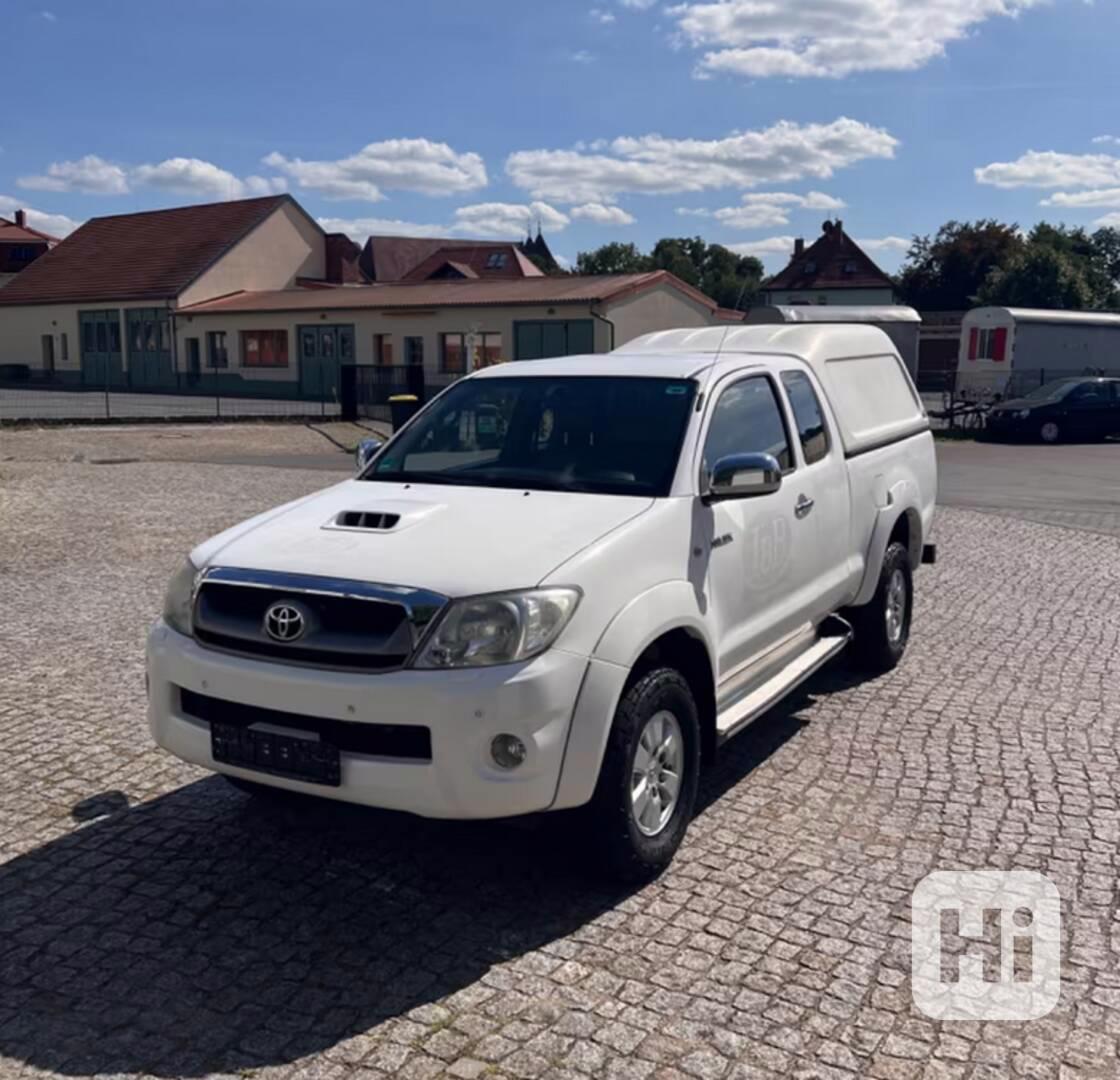 Toyota Hilux 2,5D4D Extra Cab Life 106kw - foto 1