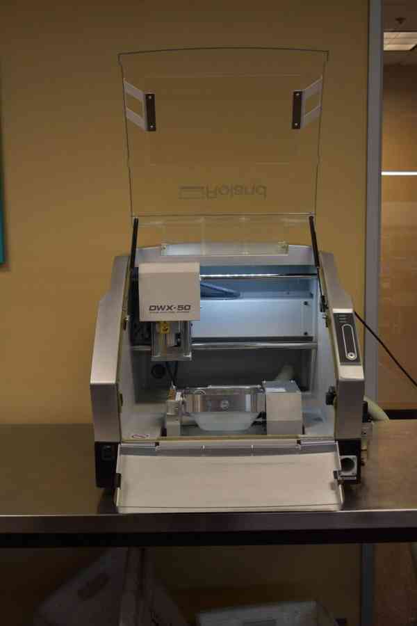 Stomatologický stroj Roland DWX-50 - foto 1