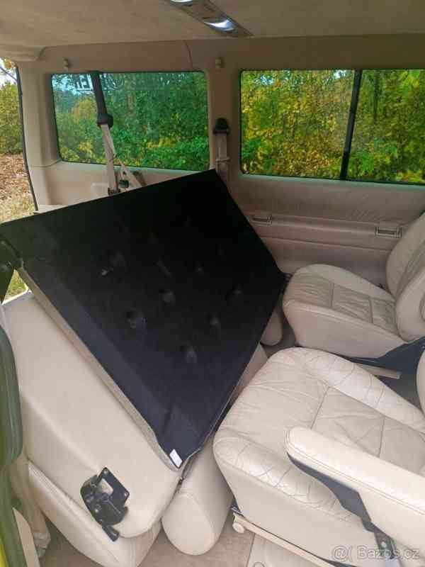 Volkswagen Caravelle 2,5   TDI, 132kw - foto 13