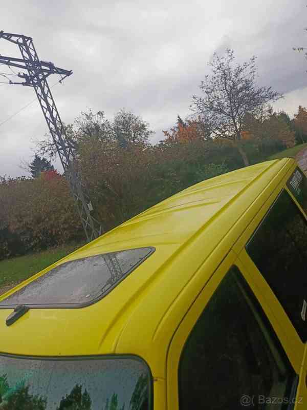 Volkswagen Caravelle 2,5   TDI, 132kw - foto 20