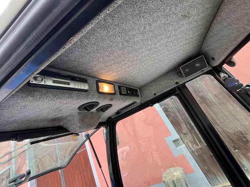 malotraktor ISEKI 2120 / čelní hydraulika / vytápěná kabina - foto 9