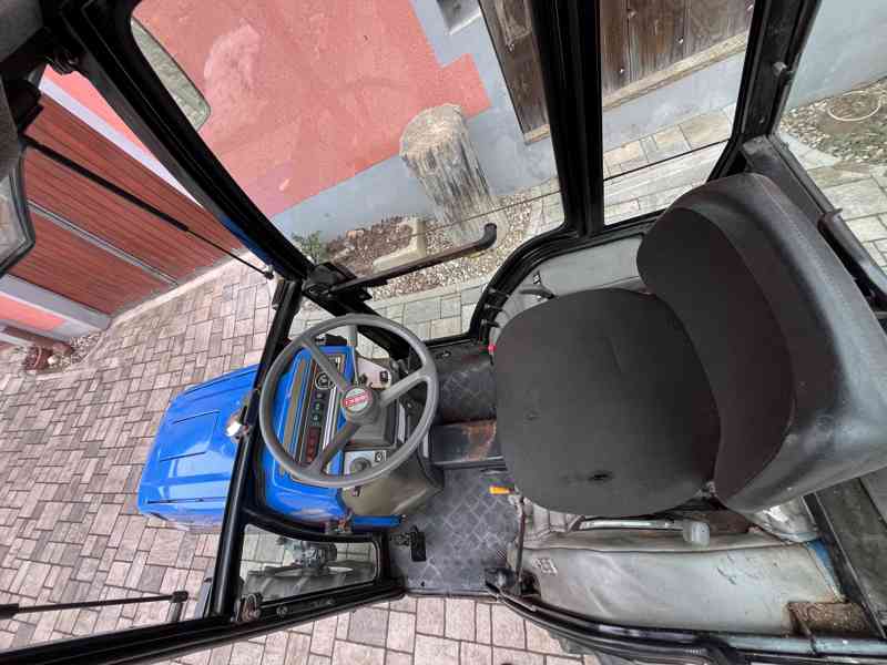 malotraktor ISEKI 2120 / čelní hydraulika / vytápěná kabina - foto 8